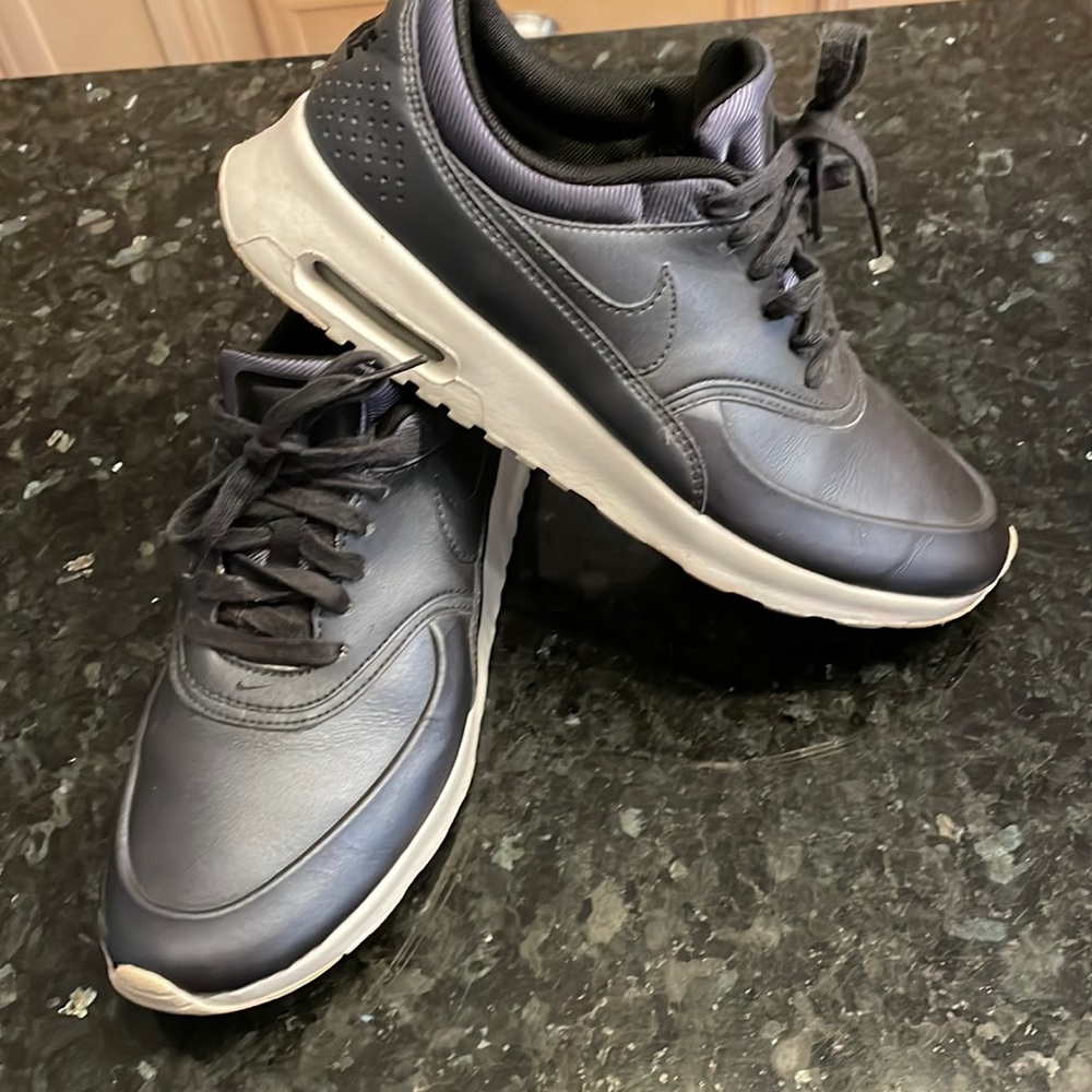 Nike Airmax women’s size 8